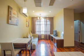 Гостиница Greenview Ekkamai10 Suite  Бангкок